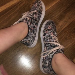 Floral vans